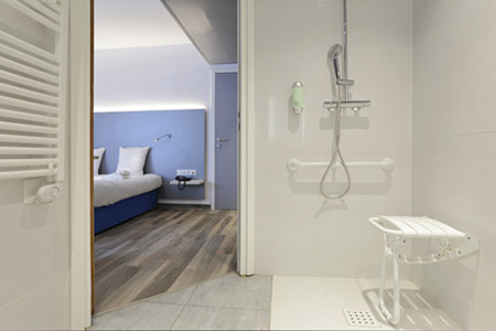 Schlafzimmer barrierefrei einrichten – infos, tipps und checkliste