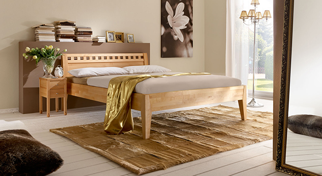 Modernes Bett Wallis mit passendem Produkt