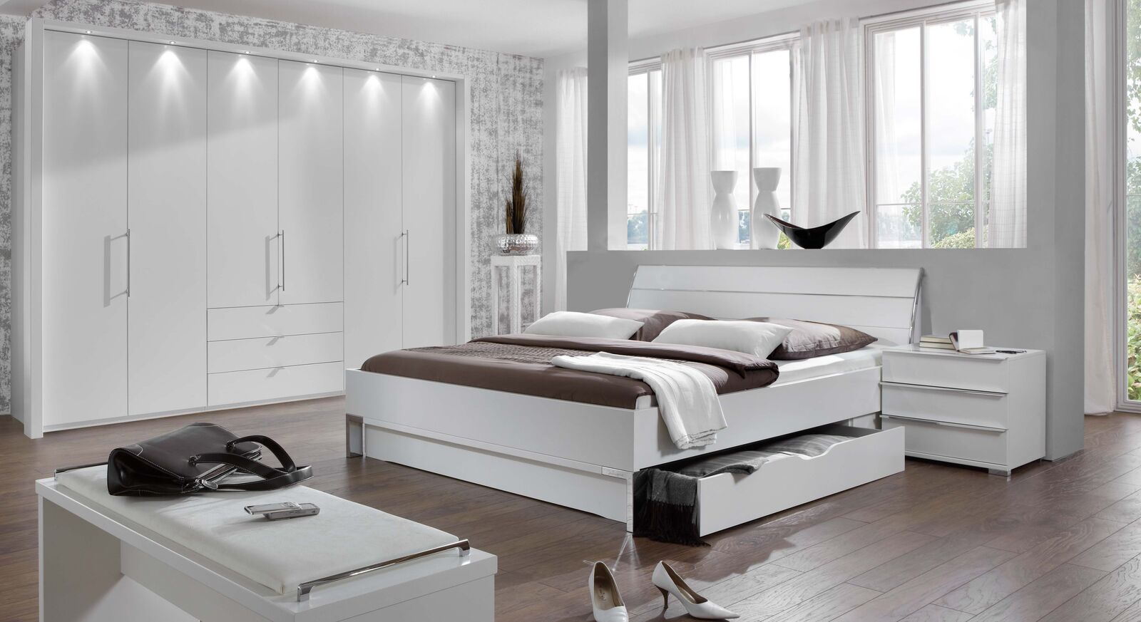 komplett-schlafzimmer in weiß mit sehr viel stauraum - salford