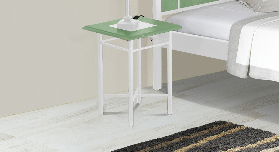 Nachttisch Pintana in grüner Eiche und Weiß-Silber