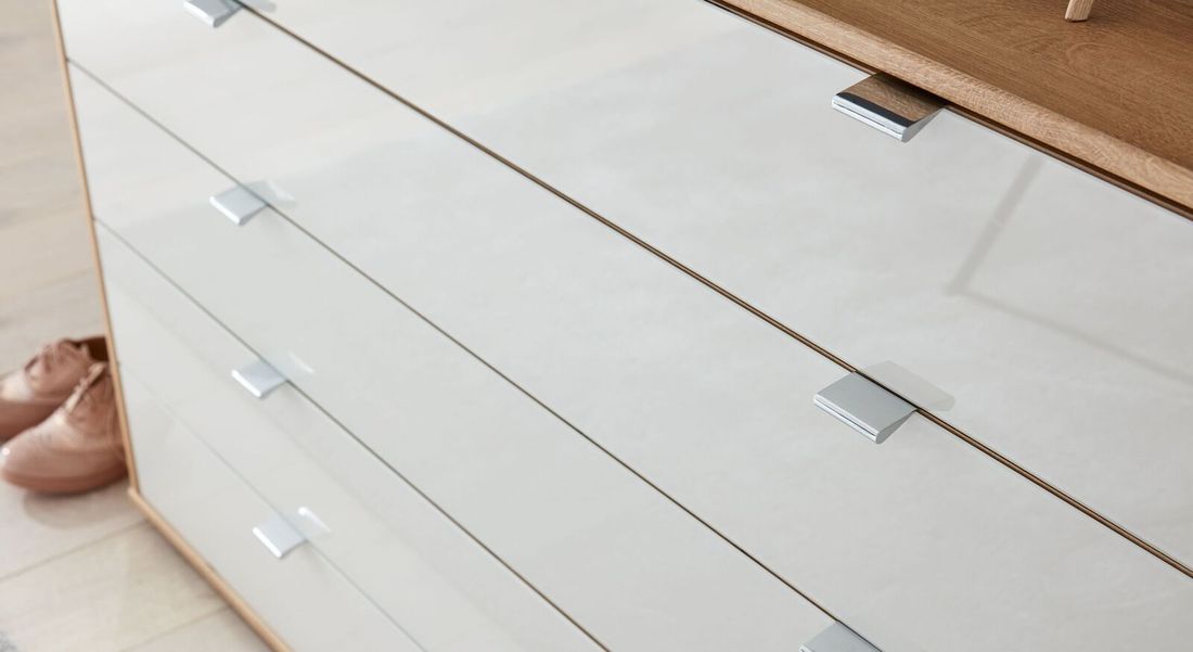 Interliving Kommode 1017 Eiche Dekor mit Schubladen