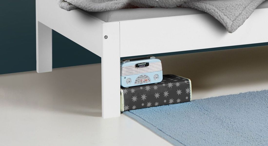 Bett Tacora Buche teilmassiv ohne Kopfteil mit Lattenrost