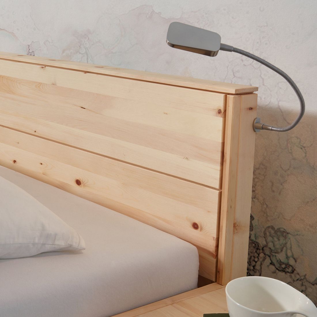 Bett Malika Zirbe Massivholz