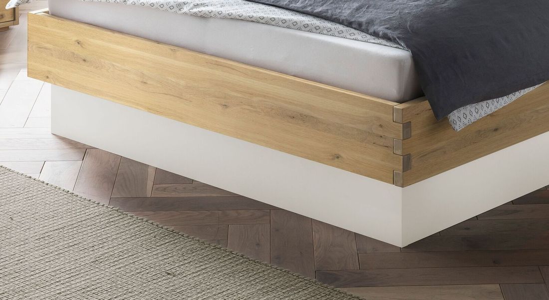 Bett Larus Komfort Wildeiche Massivholz mit Bettkasten