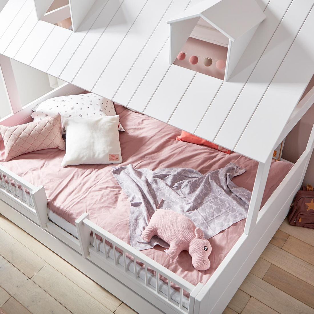 LIFETIME Hausbett Ferienhaus Kiefer Massivholz mit Lattenrost