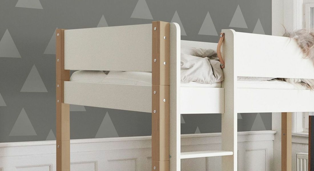 Etagenbett Kids Town Buche teilmassiv mit Lattenrost und Tafel
