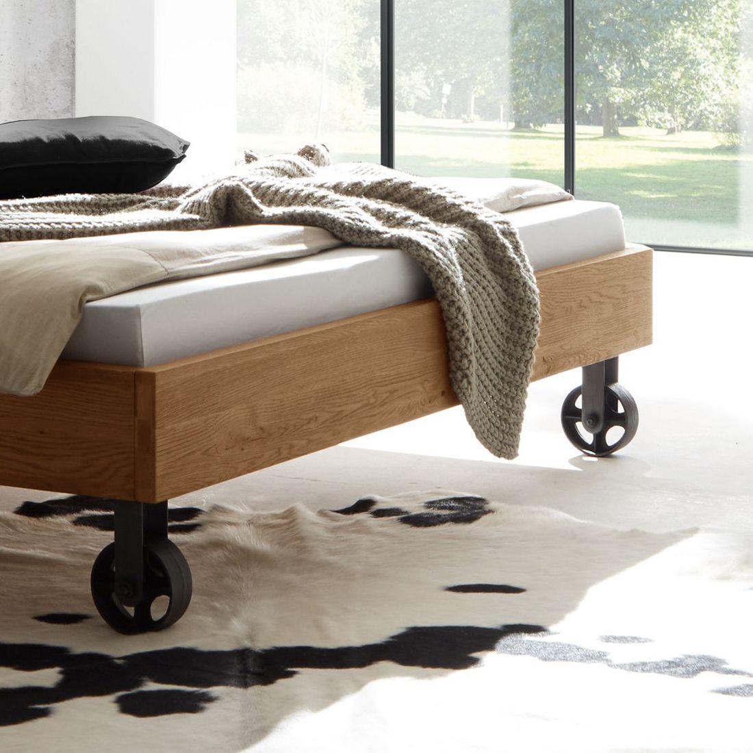 Bett Rivoche Wildeiche Massivholz