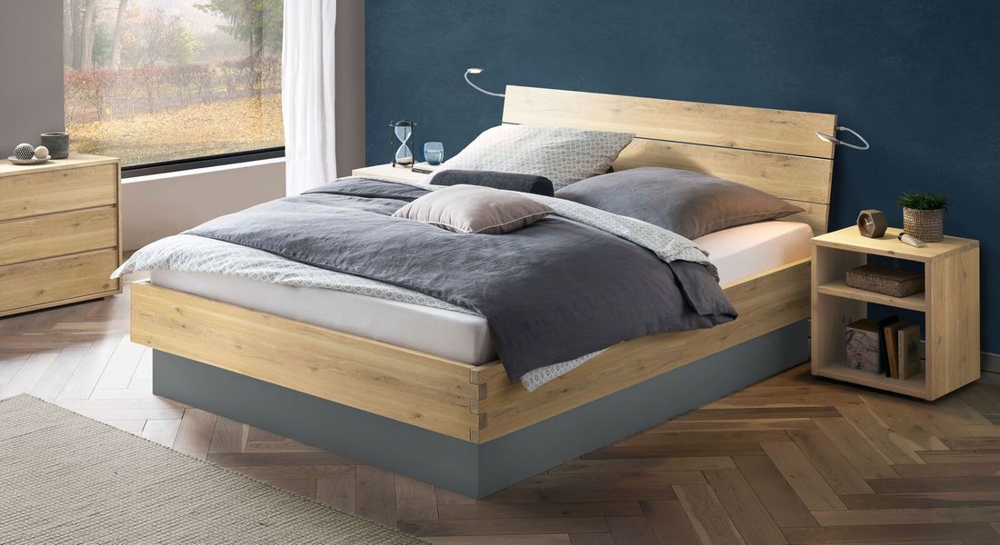 Bett Larus Komfort Wildeiche Massivholz mit Bettkasten