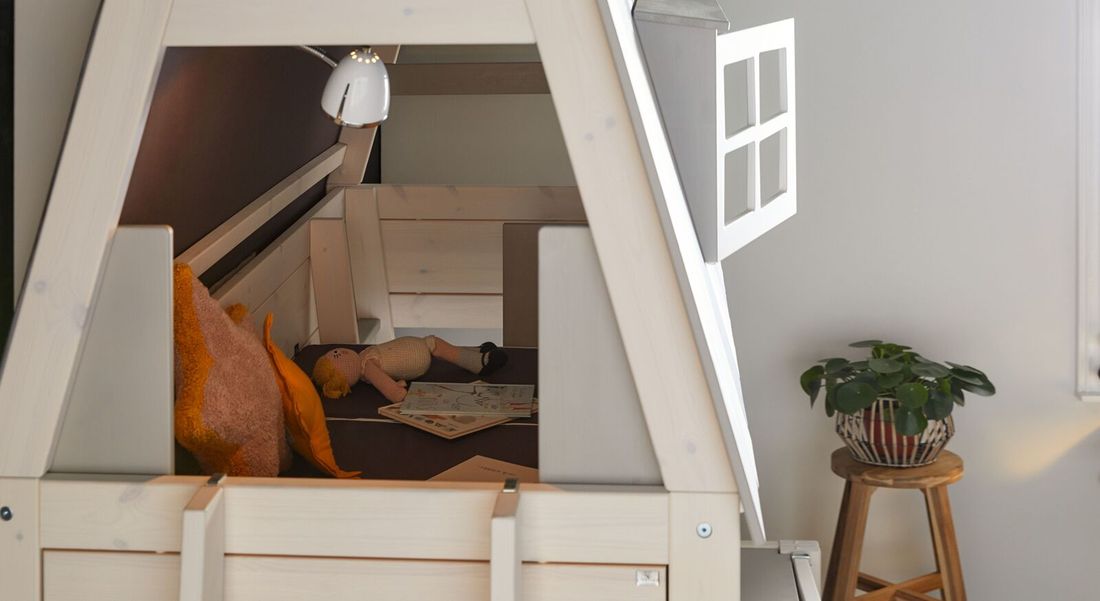 LIFETIME Abenteuer- und Etagenbett Hangout Kiefer Massivholz mit Lattenrost