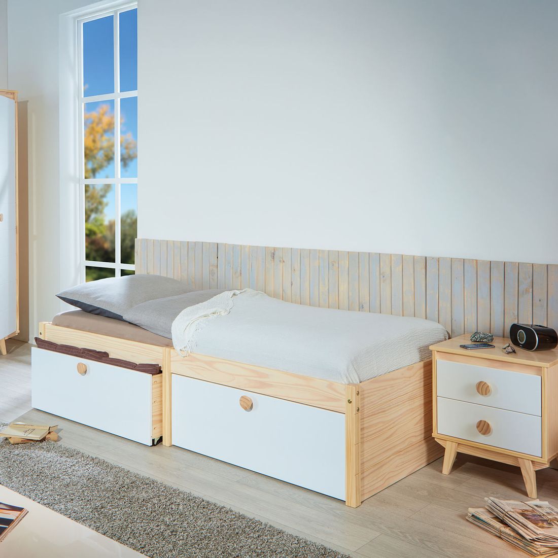 Bett Saffar Komfort Kiefer Massivholz mit Schubkasten
