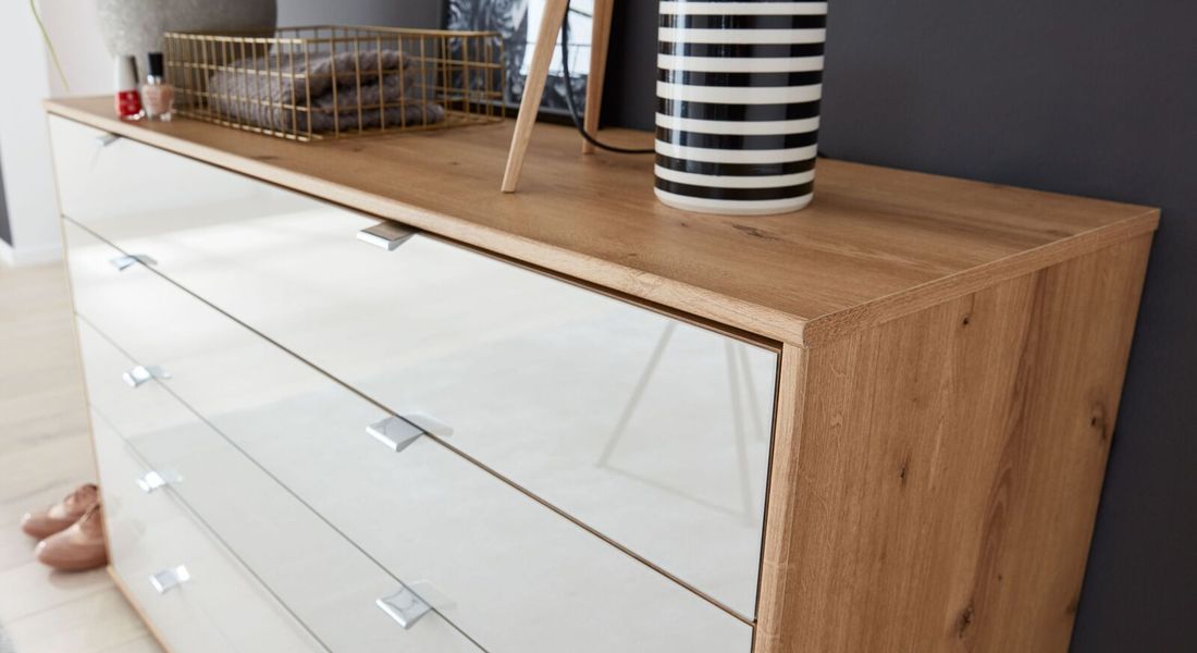 Interliving Kommode 1017 Eiche Dekor mit Schubladen