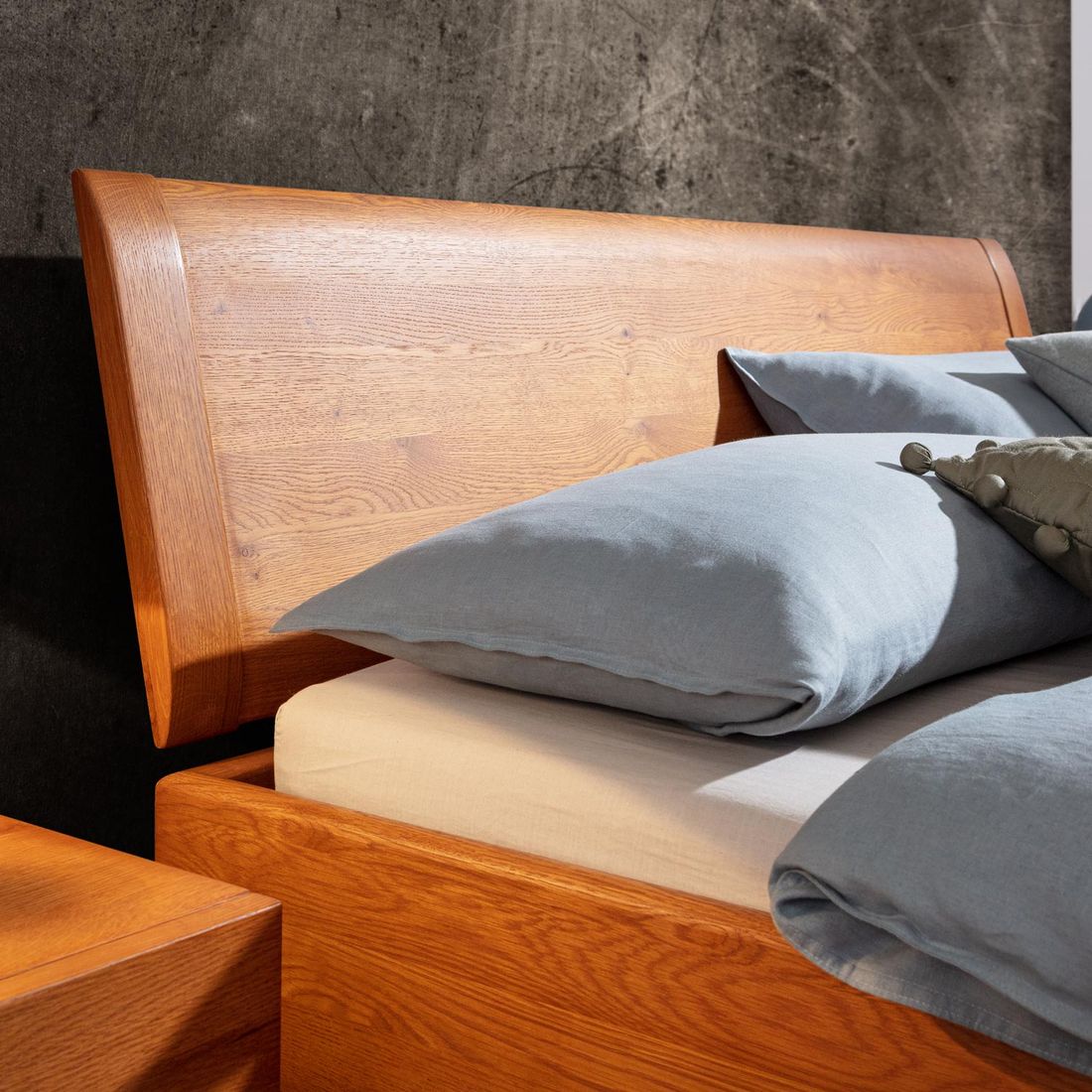 Bett Dunka Eiche Massivholz
