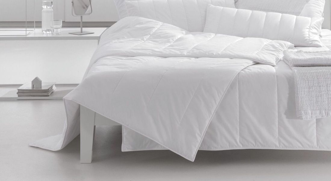 Centa-Star Markenfaser-Bettdecke AllergoProtect warm
