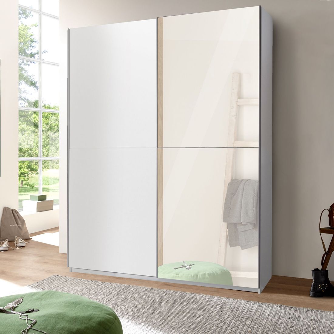 Schwebetüren-Kleiderschrank Salina mit Spiegel 170x195cm