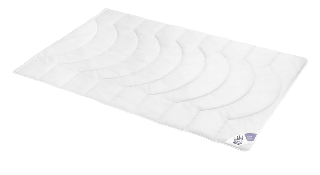 SCHLAFSTIL Markenfaser-Bettdecke F200 medium
