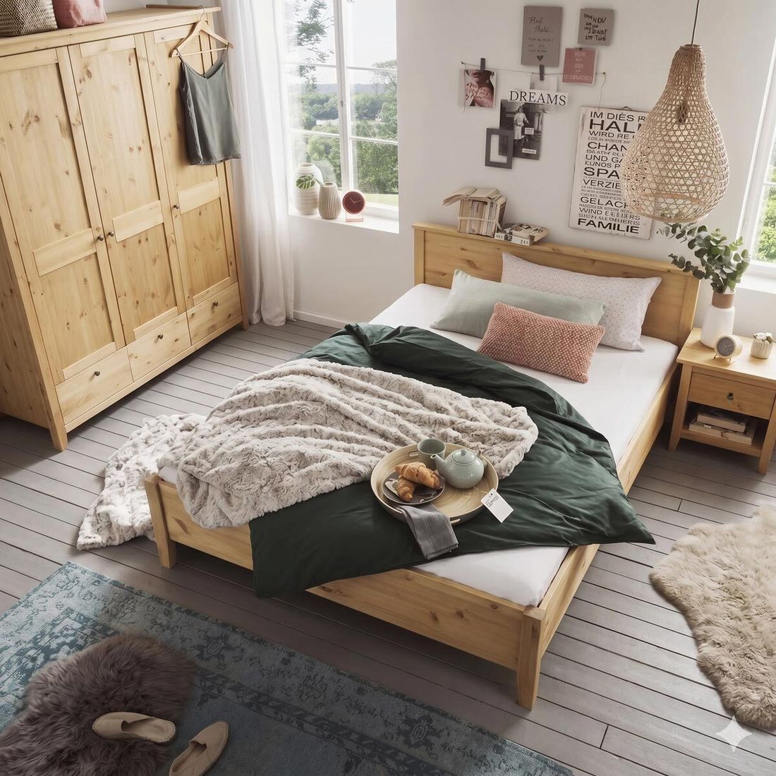 HOMELIV. Bett Jerico Komfort Kiefer Massivholz