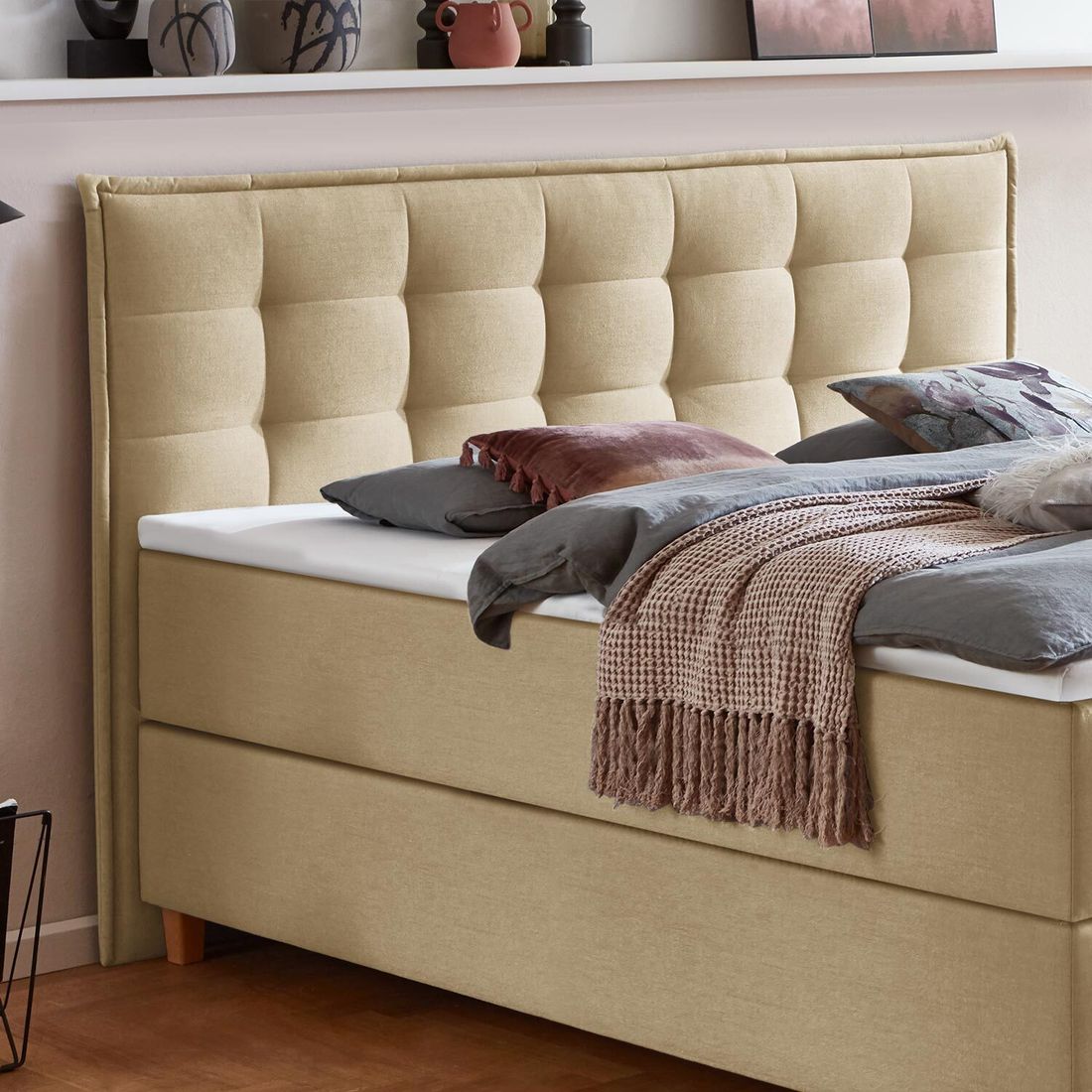 HOMELIV. Boxspringbett Lusaka Webstoff