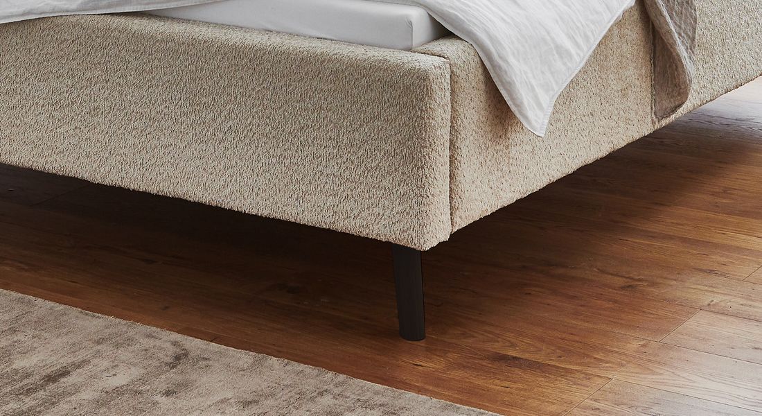 HOMELIV. Polsterbett Calypso Komfort Microteddy Abriamo mit Bettkasten und Lattenrost