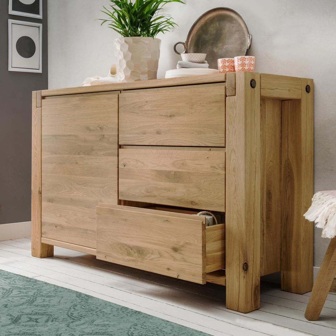 Sideboard Vetralla Wildeiche Massivholz mit Schubladen