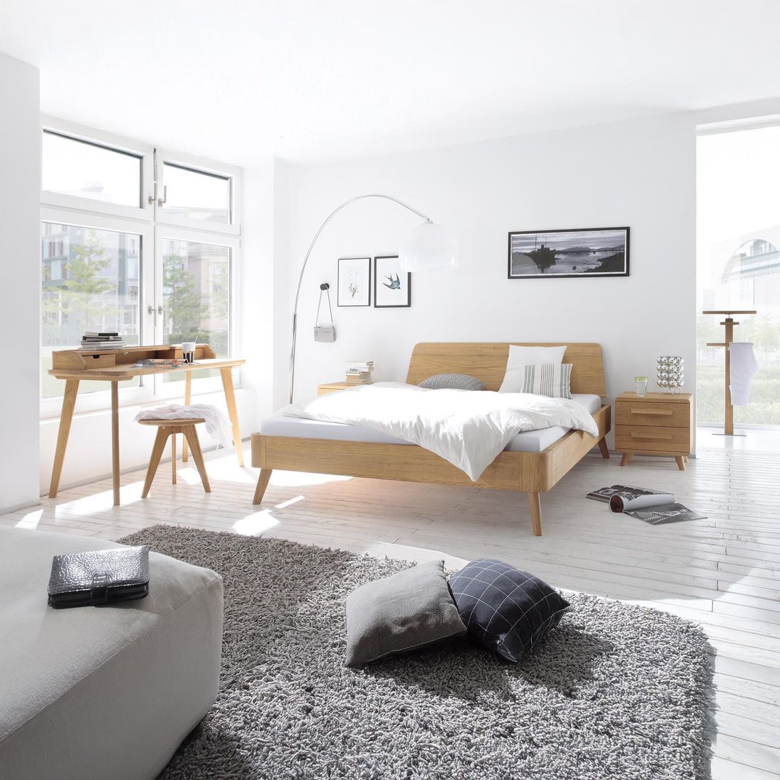 Bett Teko Eiche Massivholz