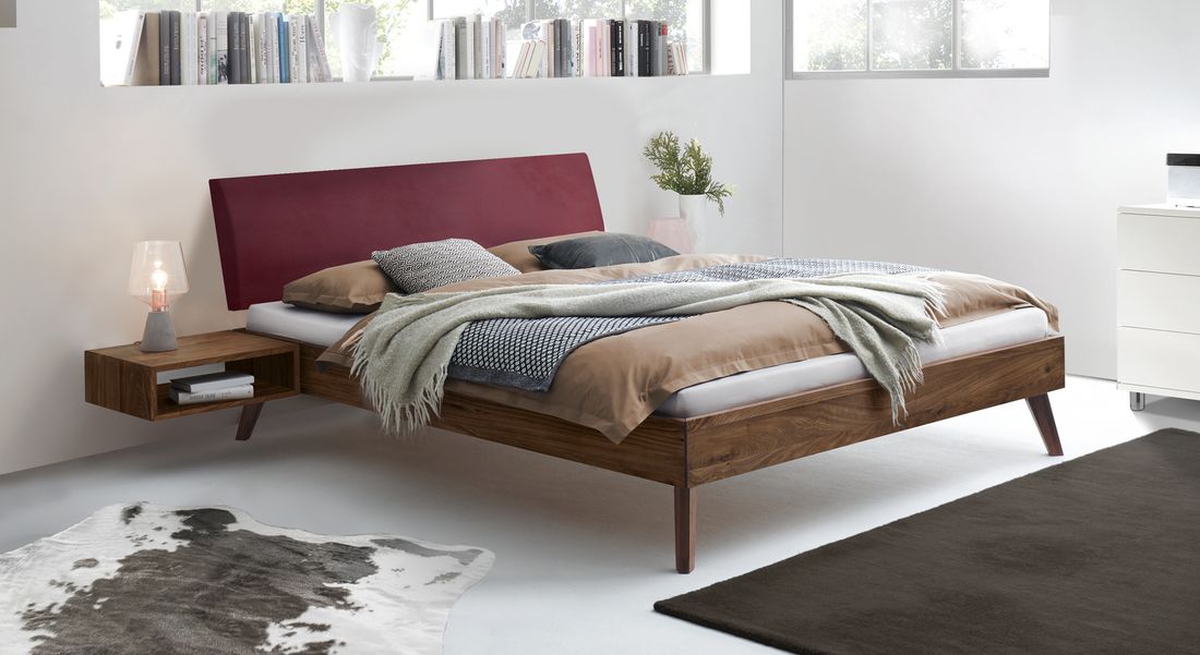 Bett Chiasa Nussbaum Massivholz