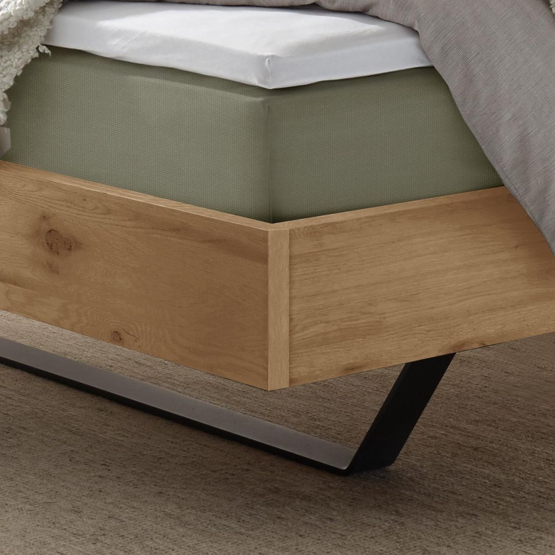 Boxspringbett Pareio Wildeiche Massivholz