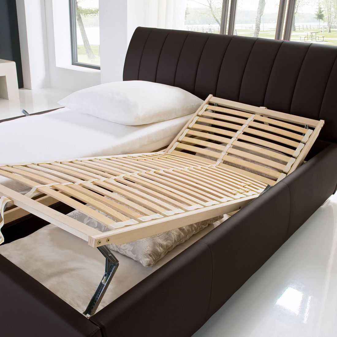 Polsterbett Lewdown Komfort mit Bettkasten und Lattenrost