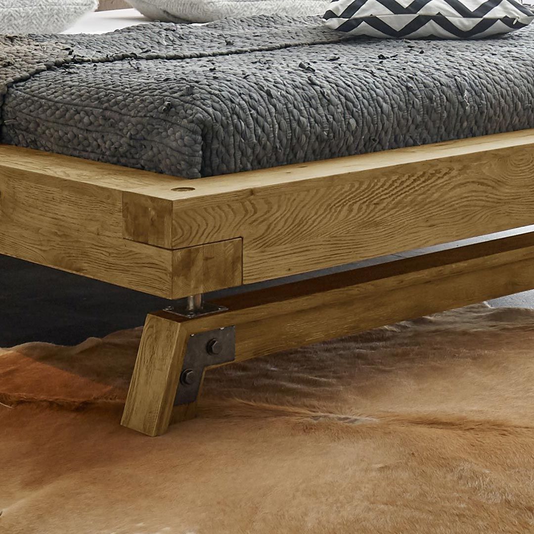 Balkenbett Valdivia Komfort Wildeiche Vintage Massivholz
