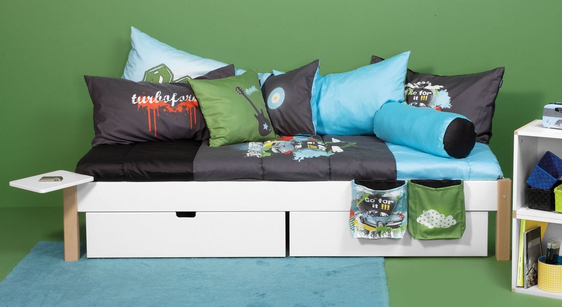 Bett Kids Town Buche teilmassiv ohne Kopfteil mit Schubkasten und Lattenrost