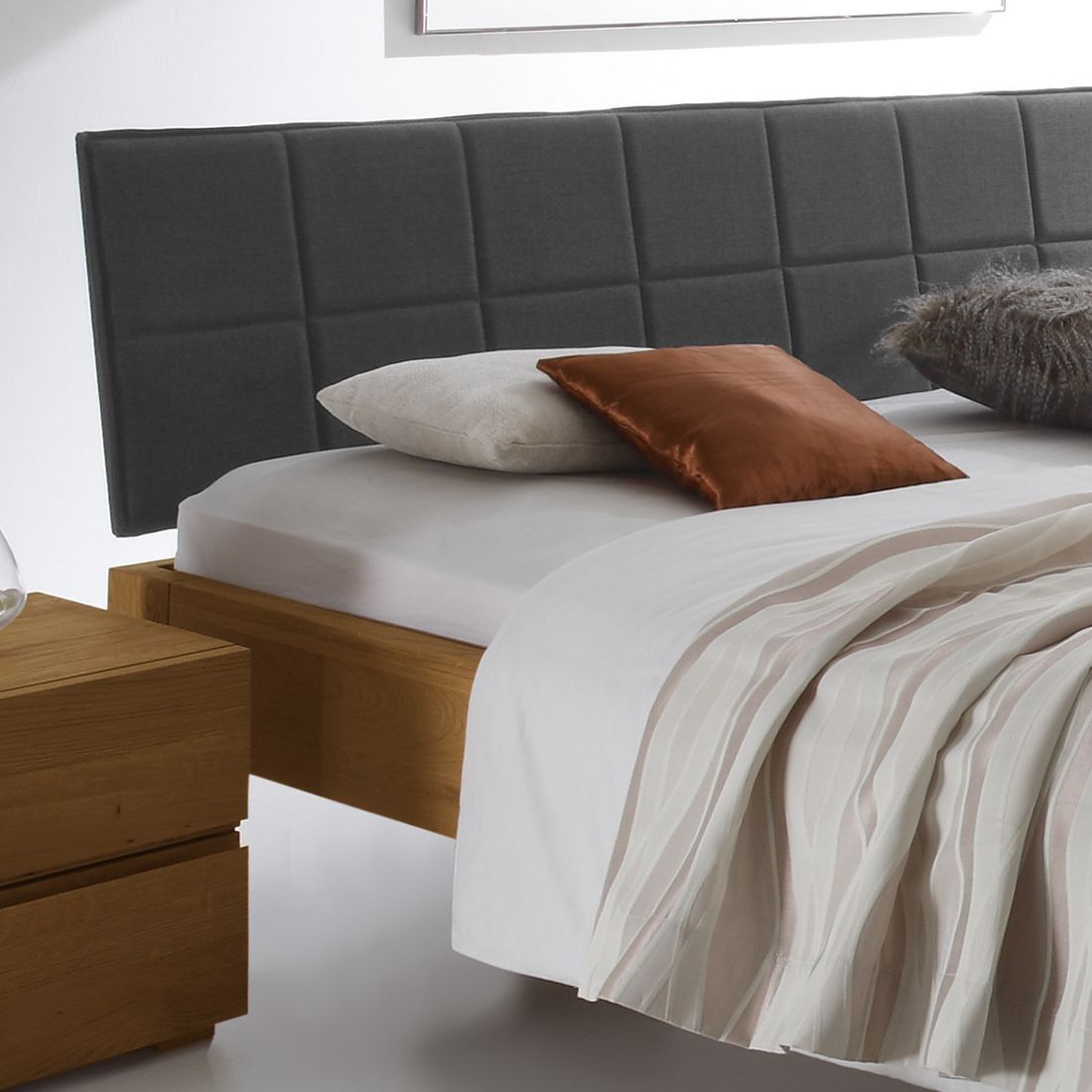 Bett Belbari Eiche Massivholz