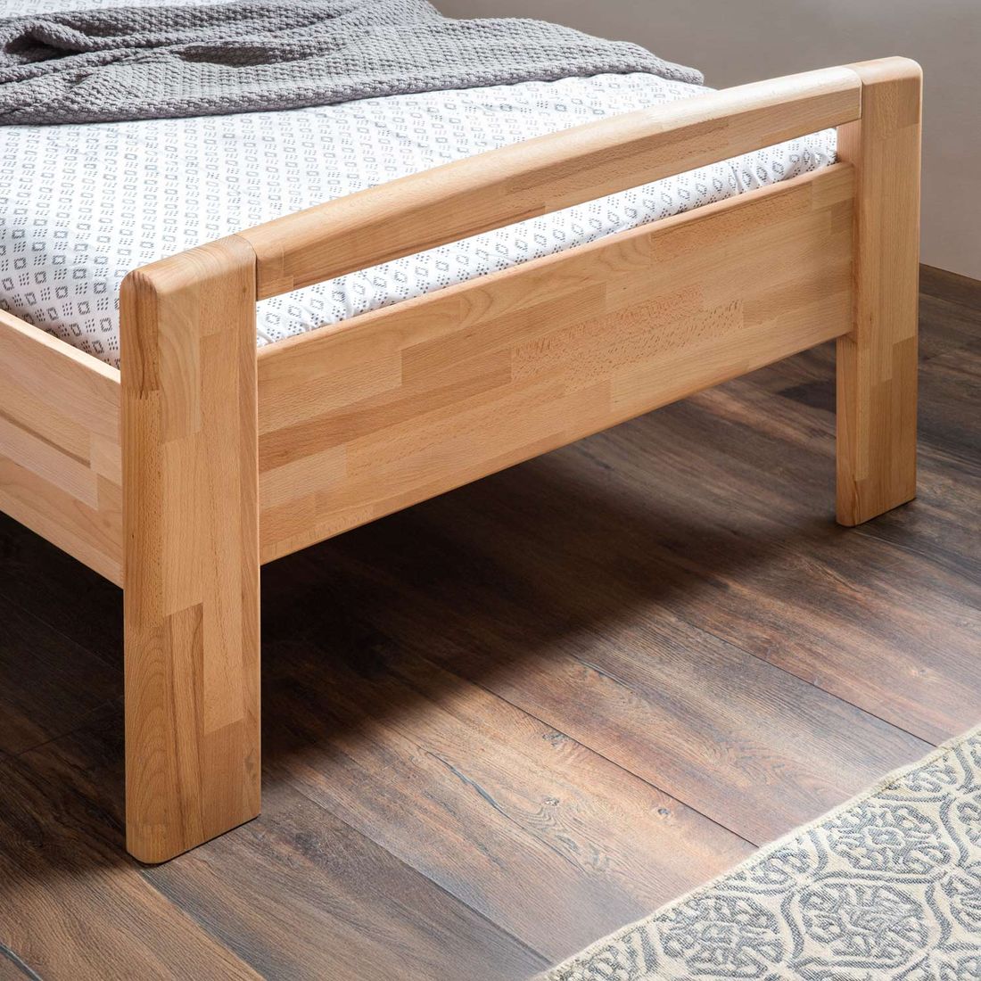 Seniorenbett Luise Komfort Kernbuche Massivholz