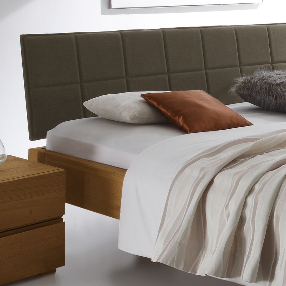 Bett Belbari Eiche Massivholz