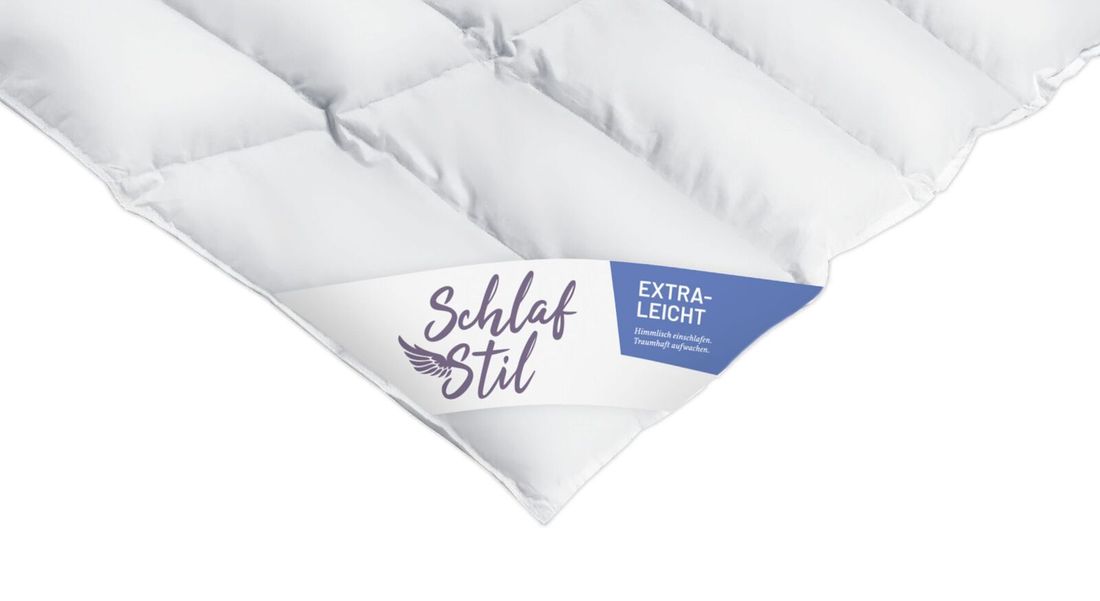 SCHLAFSTIL Eiderdaunen-Bettdecke D1000 extra leicht