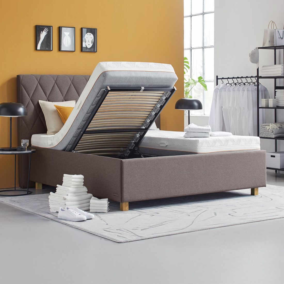 SCHLARAFFIA Polsterbett Marylin Komfort Microvelours/Webstoff mit Bettkasten und Lattenrost