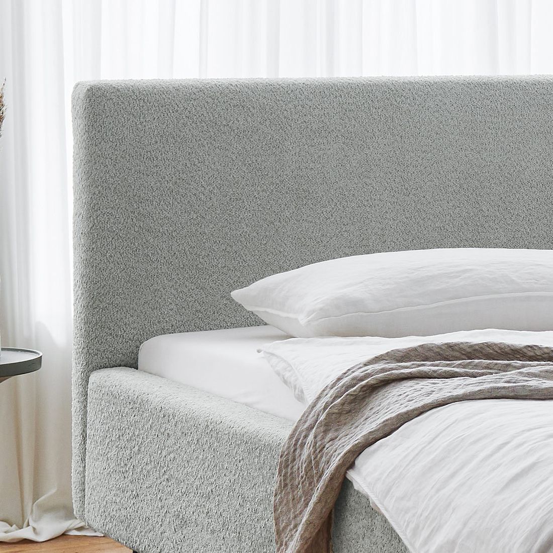 HOMELIV. Polsterbett Calypso Komfort Microteddy Abriamo