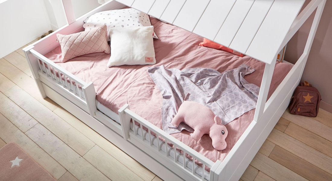 LIFETIME Hausbett Ferienhaus Kiefer Massivholz mit Lattenrost