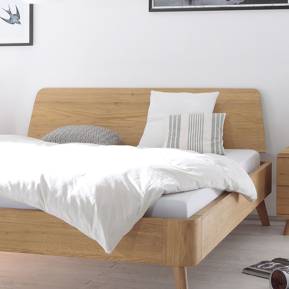 Bett Teko Eiche Massivholz