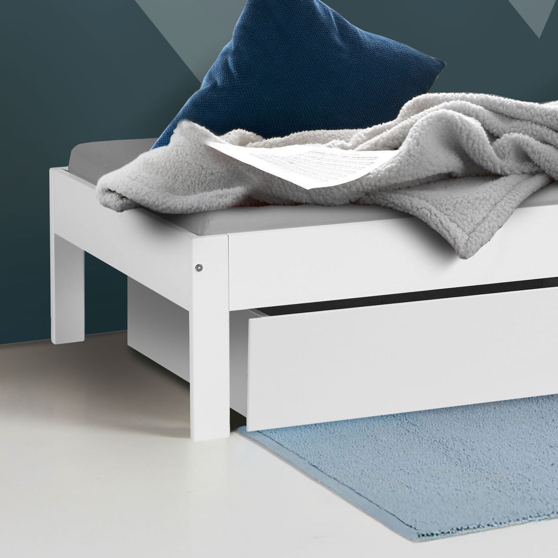 Bett Tacora Buche teilmassiv ohne Kopfteil mit Schubkasten und Lattenrost 90x200cm