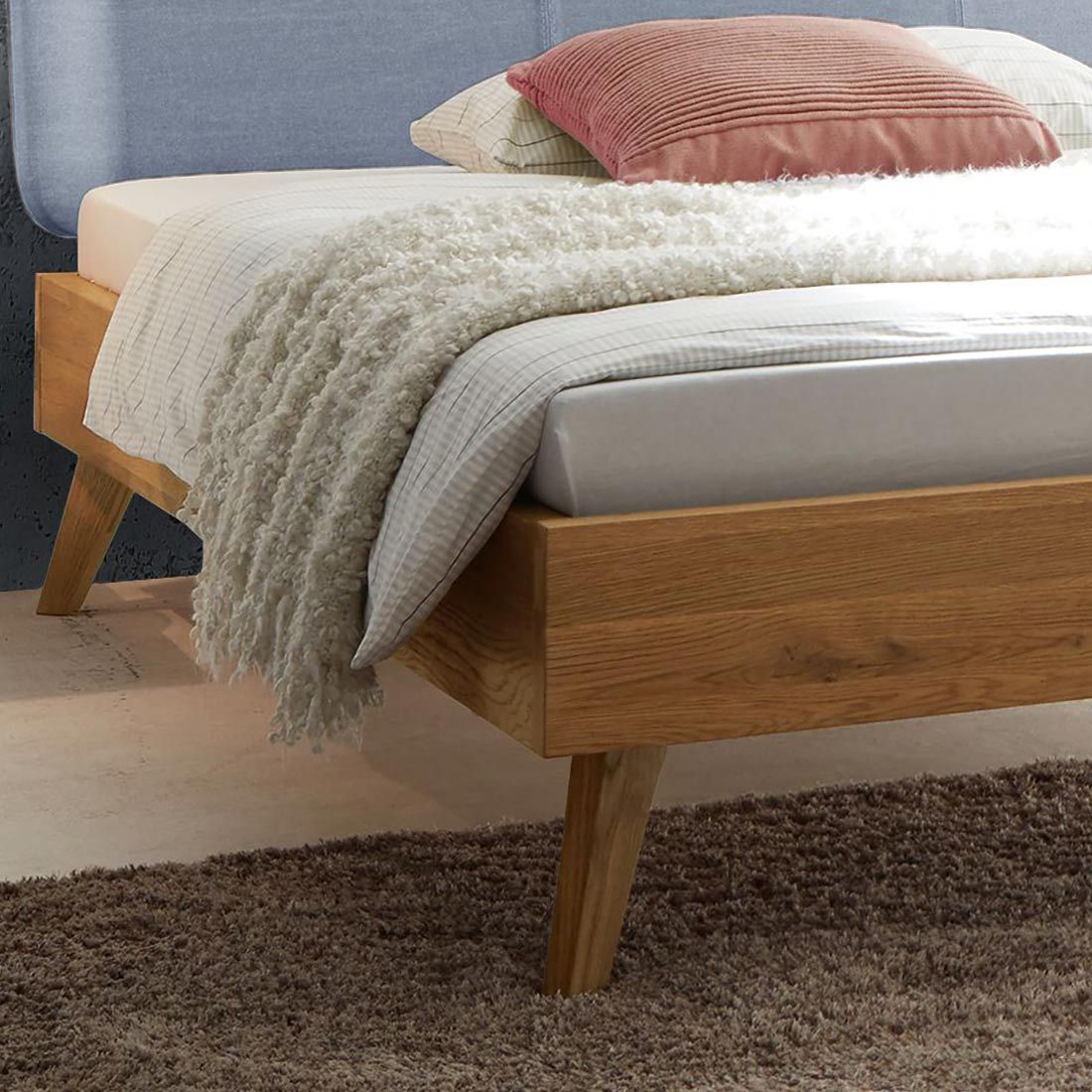 Bett Sandel Wildeiche Massivholz