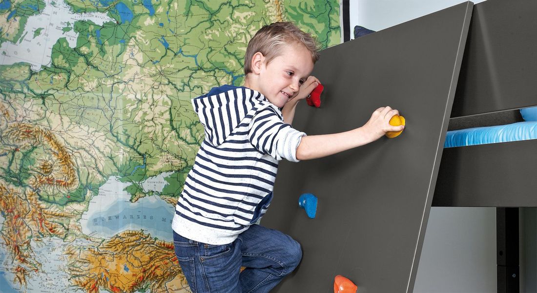 Mini-Hochbett Kids Town Buche teilmassiv mit Lattenrost und Kletterwand