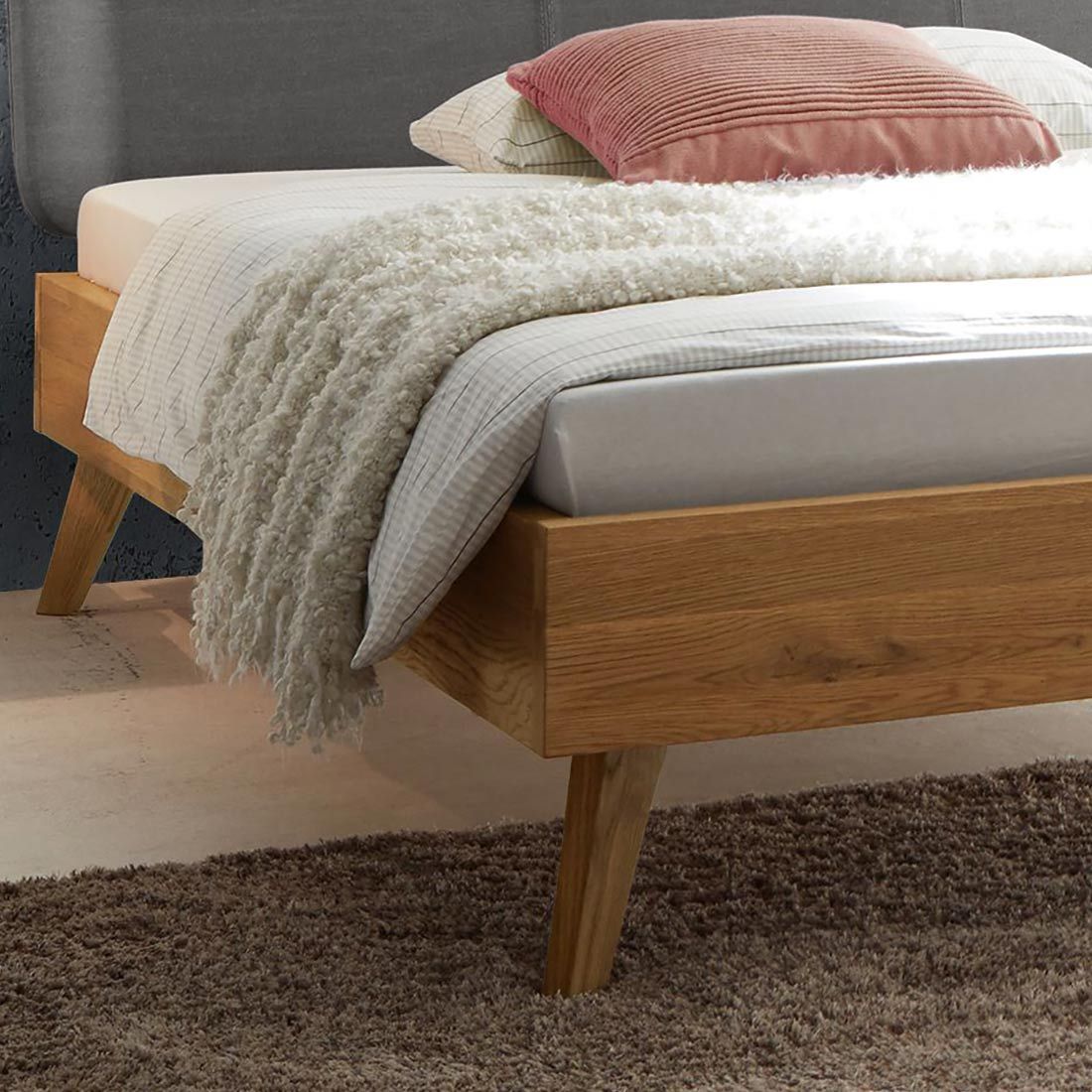 Bett Sandel Wildeiche Massivholz