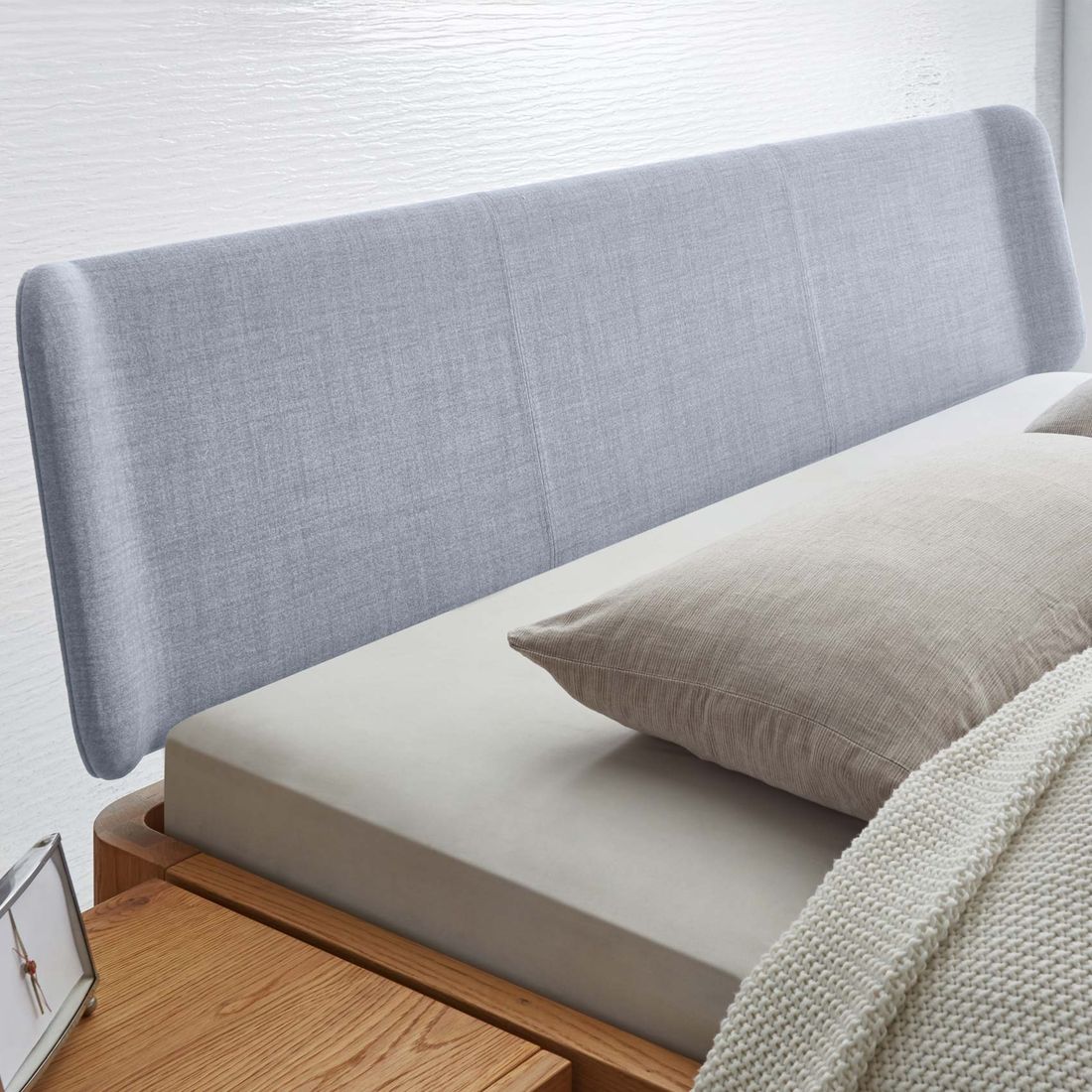 Bett Sandel Wildeiche Massivholz