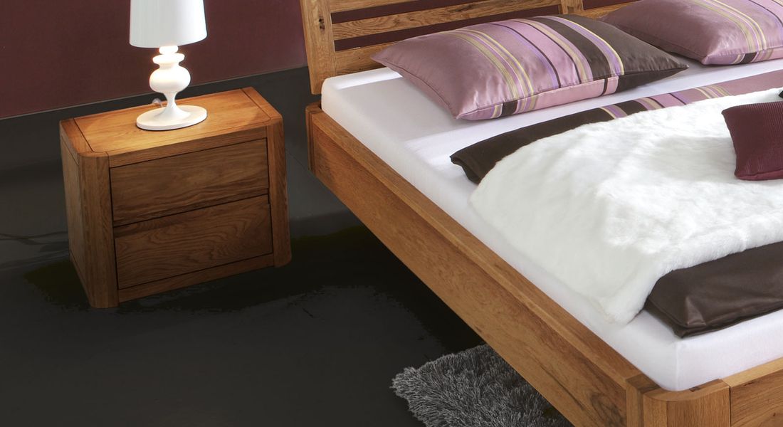 Bett Salerno Eiche Massivholz