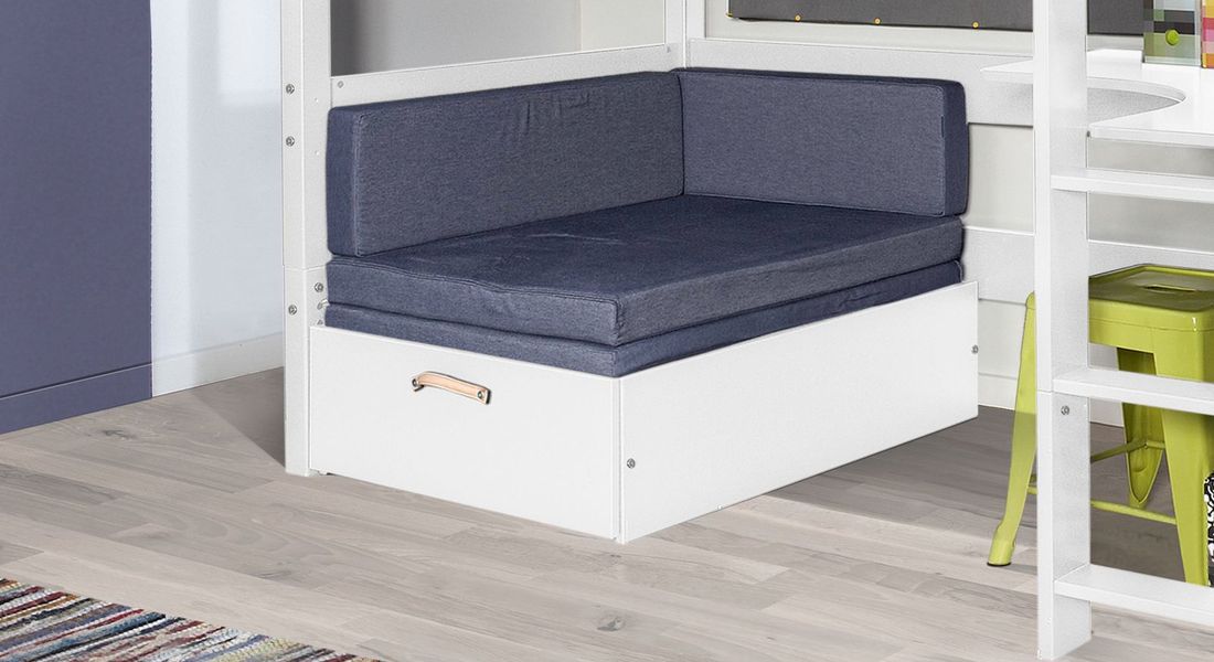 Maxi-Hochbett Kids Town Buche teilmassiv mit Lattenrost und Ausziehsofa