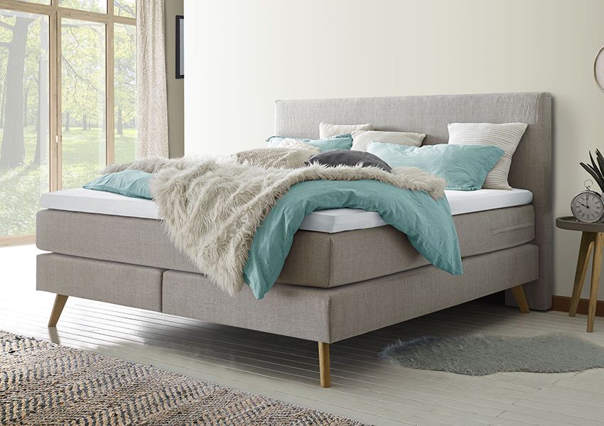 Hellgraues Boxspringbett