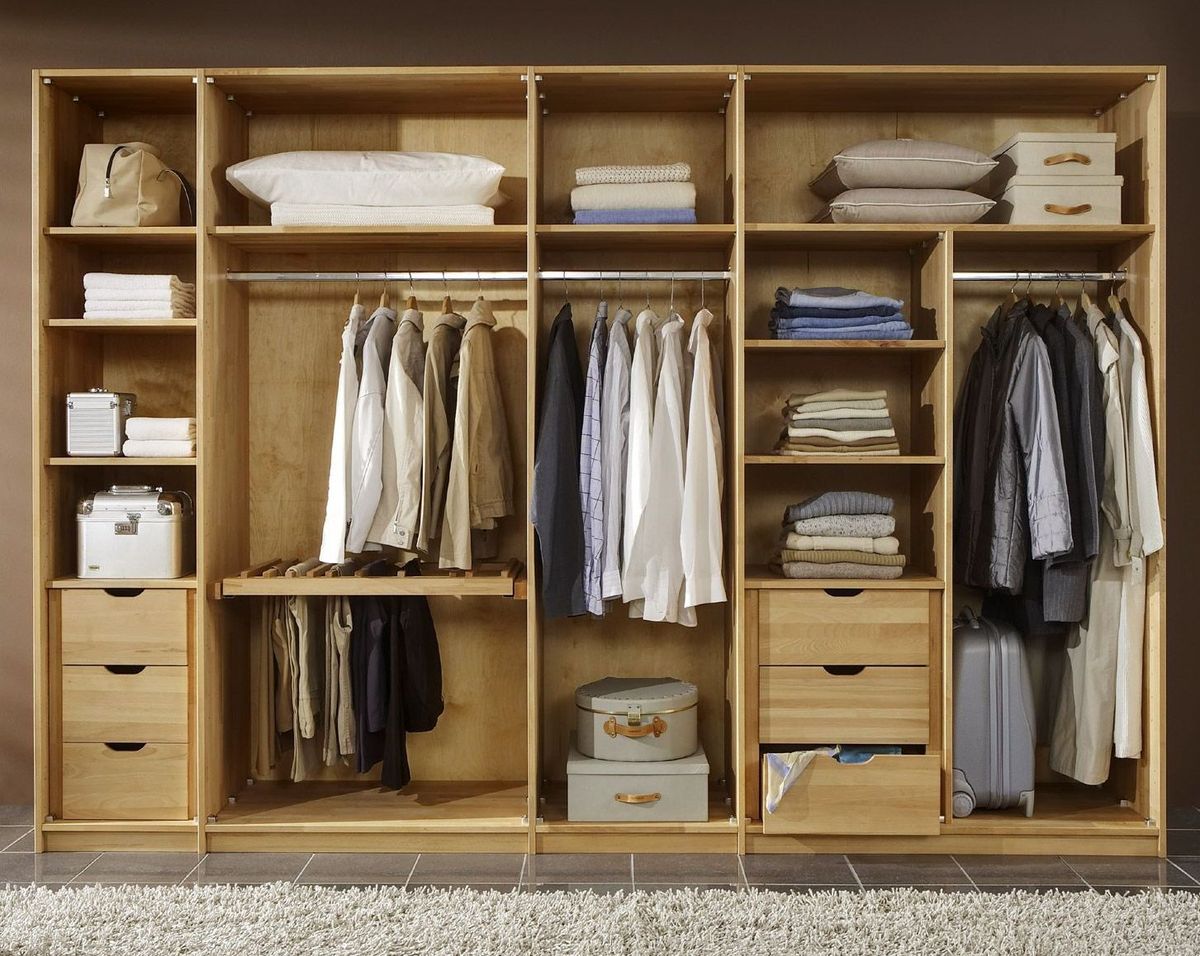 Innenausstattung-Kleiderschrank Innenausstattung-Kleiderschrank