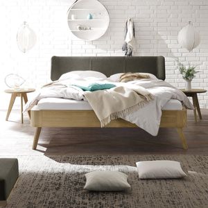 Bett Rakaia Eiche Massivholz