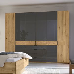 Musterring Drehtüren-Kleiderschrank San Francisco Eiche teilmassiv mit Schubladen und Glasfront Havanna