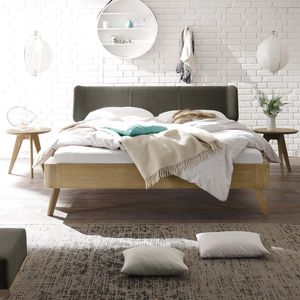 Bett Rakaia Eiche Massivholz