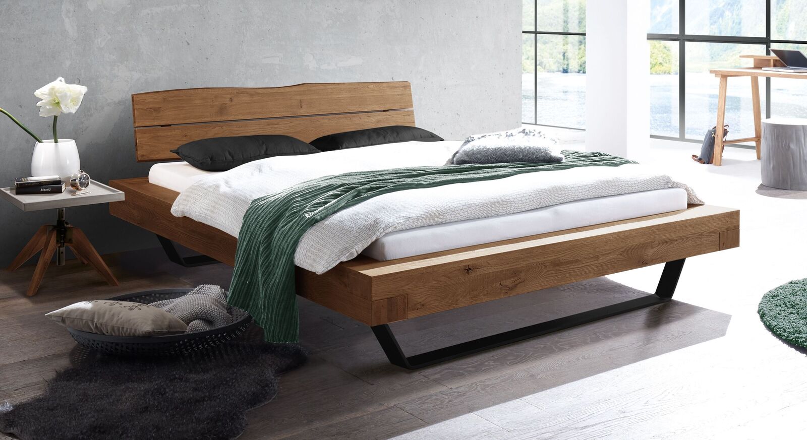Trendiges Bett Antero im Industrial Style